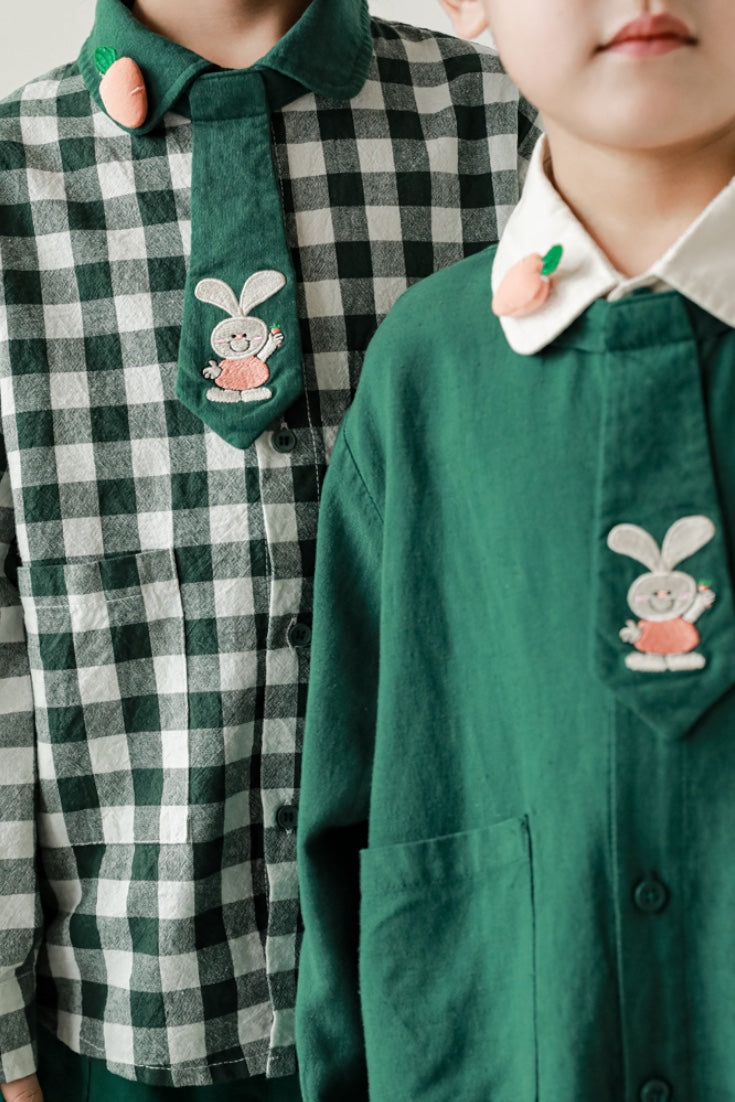 Rabbit And Carrot Shirt | Green
