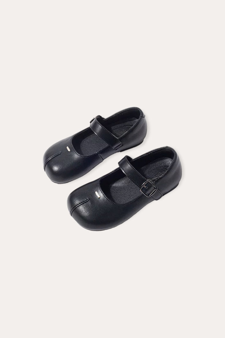 Lamira Shoes | Black