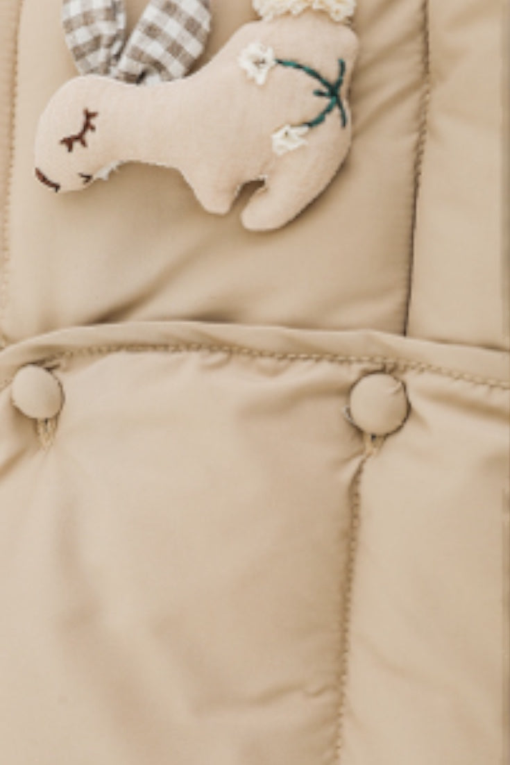 Rabbit Gilet | Huzelnut