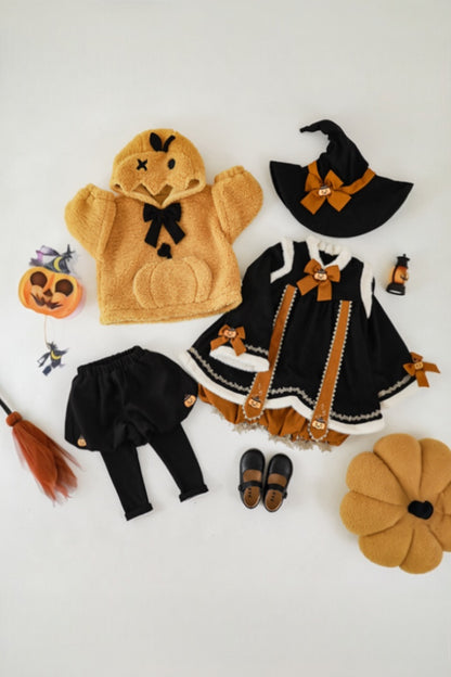 Pumpkin Bloome | Black