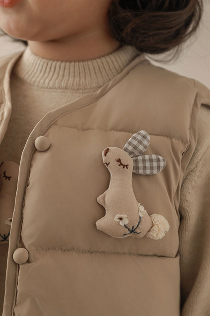 Rabbit Gilet | Huzelnut