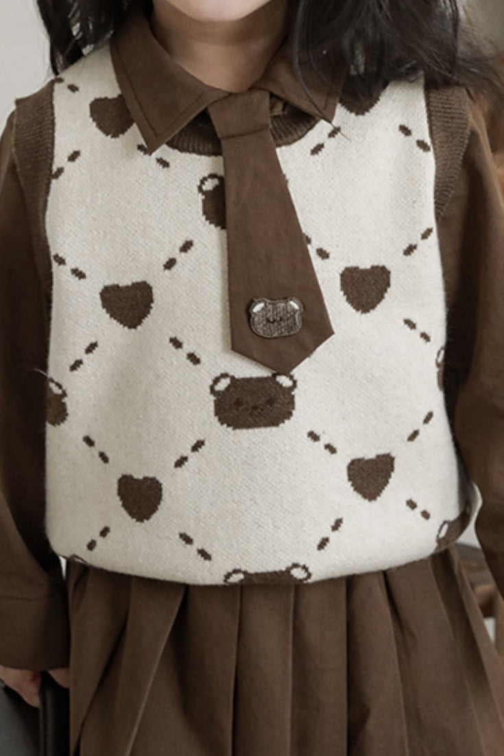 Bear Heart Sweater Vest | Beige Brown