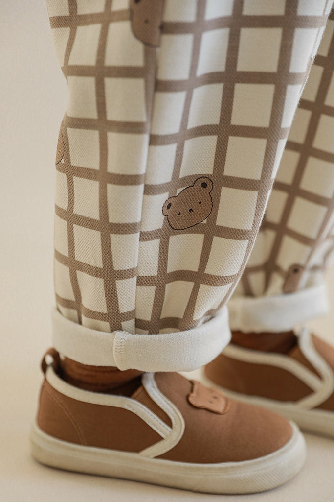 Bear Embroidered Shoes | Brown